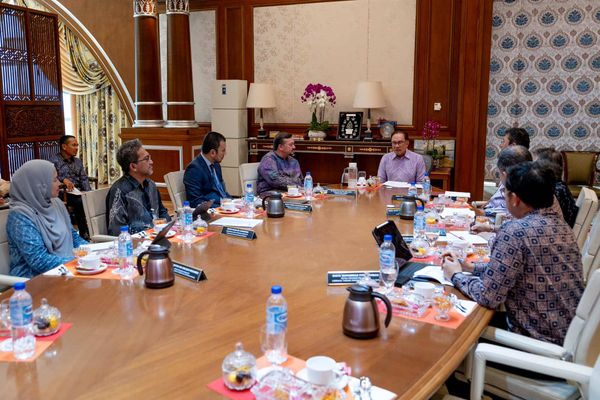 安华:政局稳定助政府专注拼经济