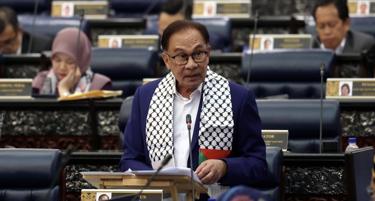 மலேசிய துறைமுகங்களில் இஸ்ரேலிய கப்பல்களுக்குத் தடை- உடனடியாக அமலுக்கு வருகிறது