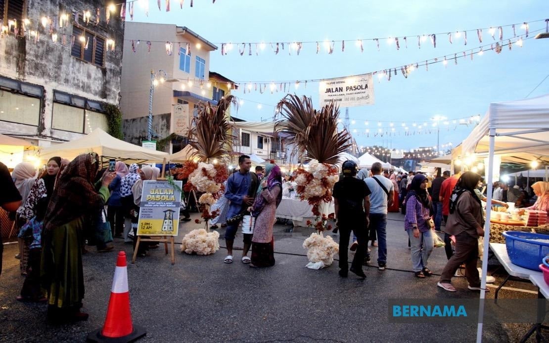 Pasar jalanan papar tema Melayu klasik, bangkit nostalgia silam