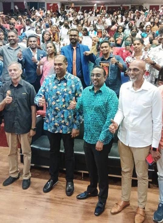 800 எஸ்.பி.எம் மாணவர்களுக்கு தேர்வு வழிகாட்டி கருத்தரங்கு மித்ரா நடத்தியது