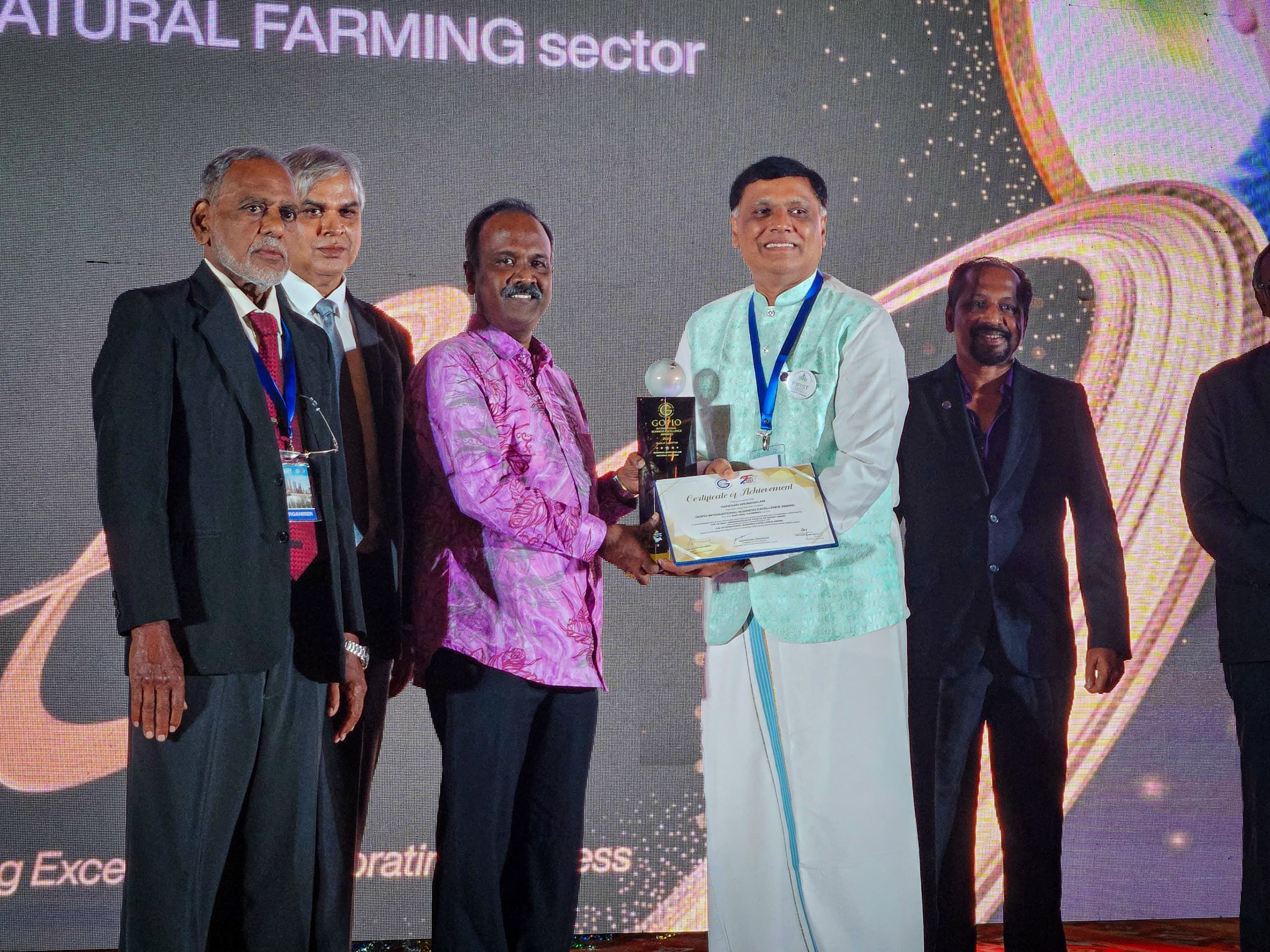 10க்கும் குறைவான மாணவர்களை கொண்ட 26 தமிழ்ப் பள்ளிகளை  இடமாற்றம் செய்ய தீவிர முயற்சி! அமைச்சர் சிவகுமார் அறிவிப்பு