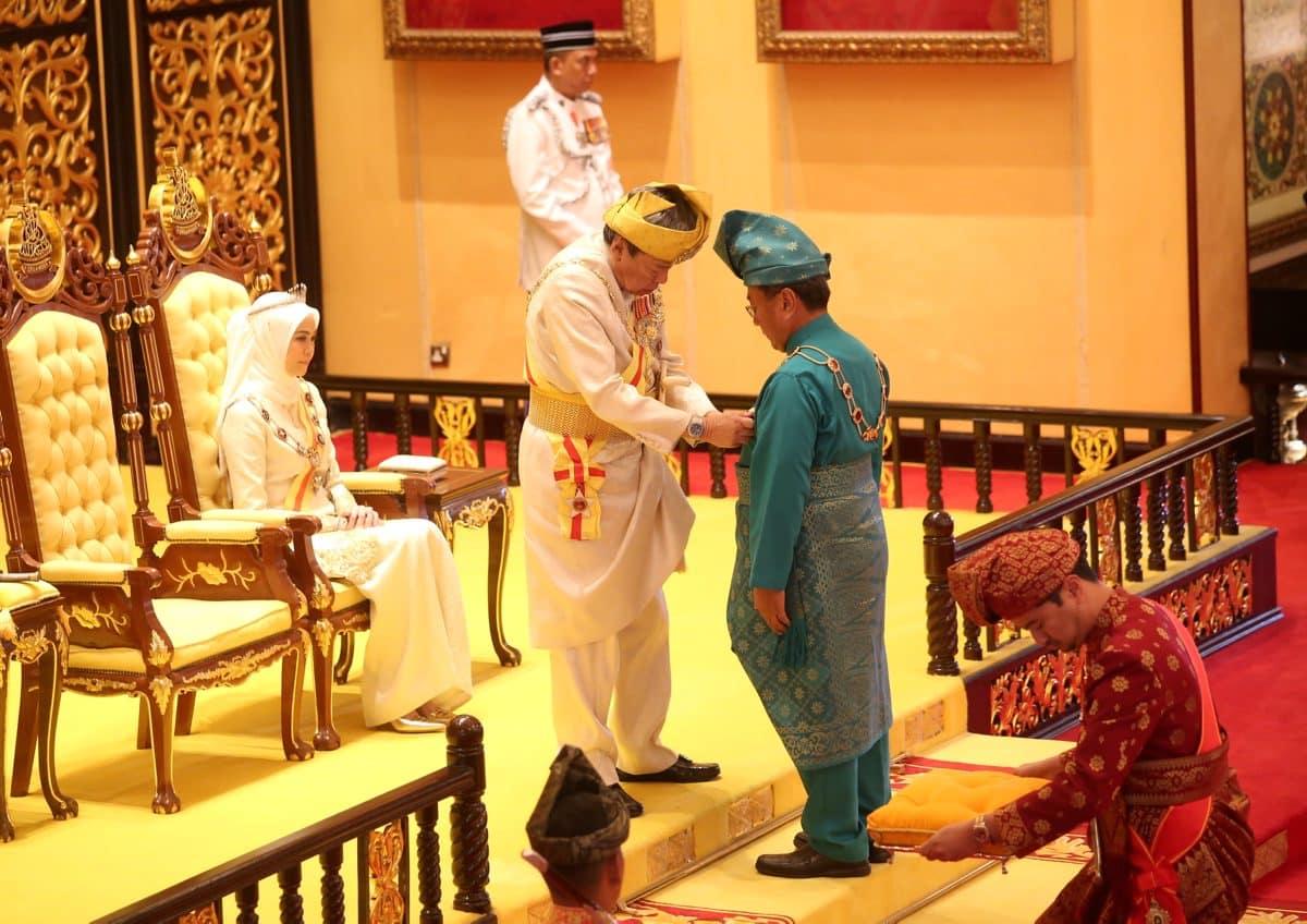 Anugerah kebesaran Sultan Selangor hargai bakti rakyat jelata