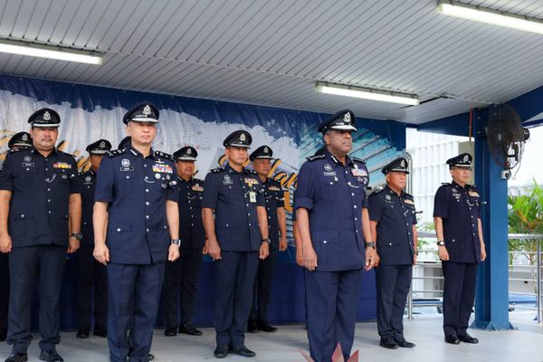 包围美国大使馆:警方向主办方录取口供