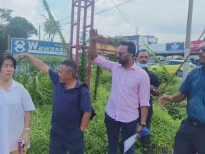 புக்கிட் கெமுனிங் 5வது மைல் பகுதியில் தூய்மைக்கேட்டுப் பிரச்சனை-சட்டமன்ற உறுப்பினர் பிரகாஷ் நேரில் ஆய்வு