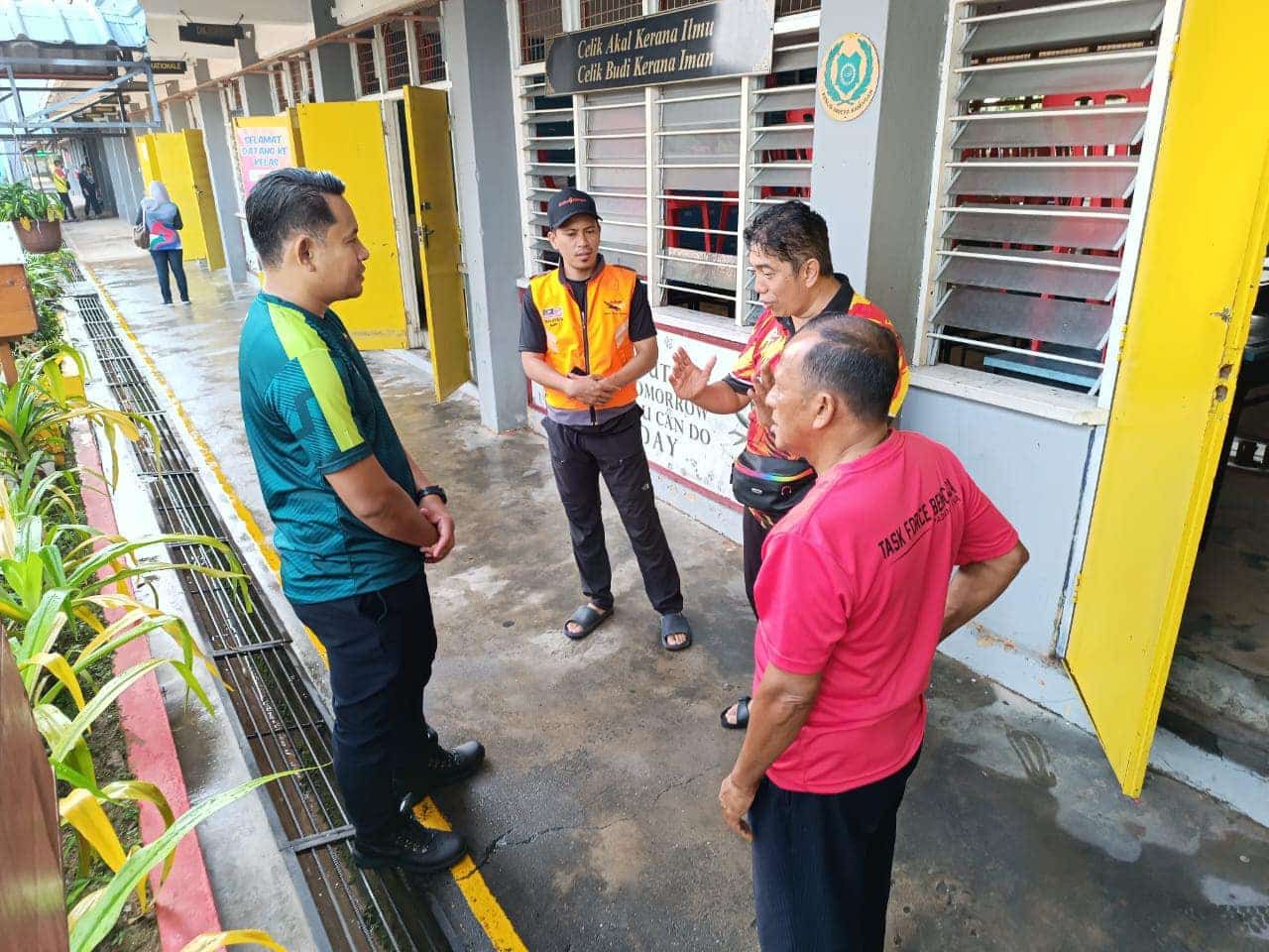 峇都知甲数区闪电水灾   议员与各单位商议对策治水