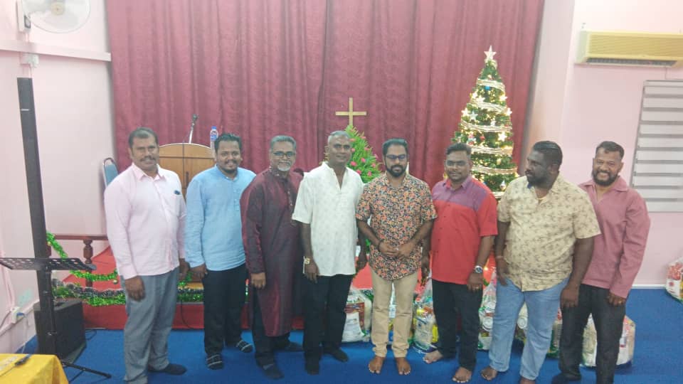 துணையமைச்சர் டத்தோ ரமணன்  வழிபாட்டு தளங்களுக்கு  ரி.ம. 220,000 நிதியுதவி