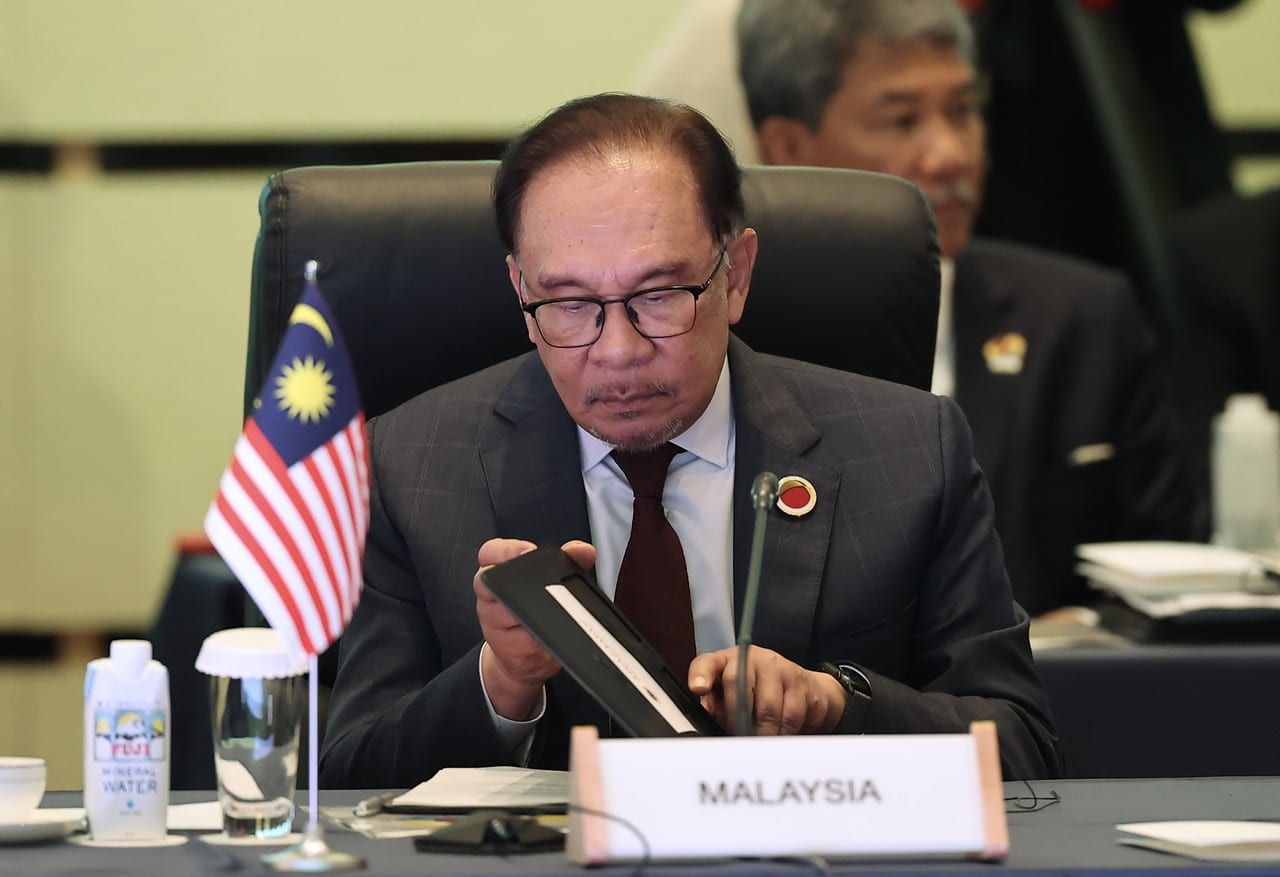 Anwar proposes four cooperation areas to empower Asean's people