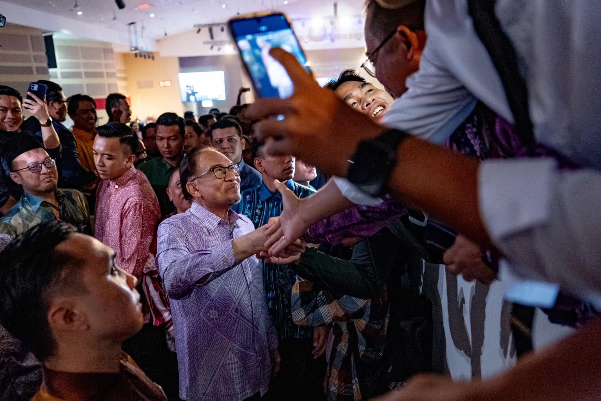 教育系学生未分派至学校 安华：政府保证解决问题