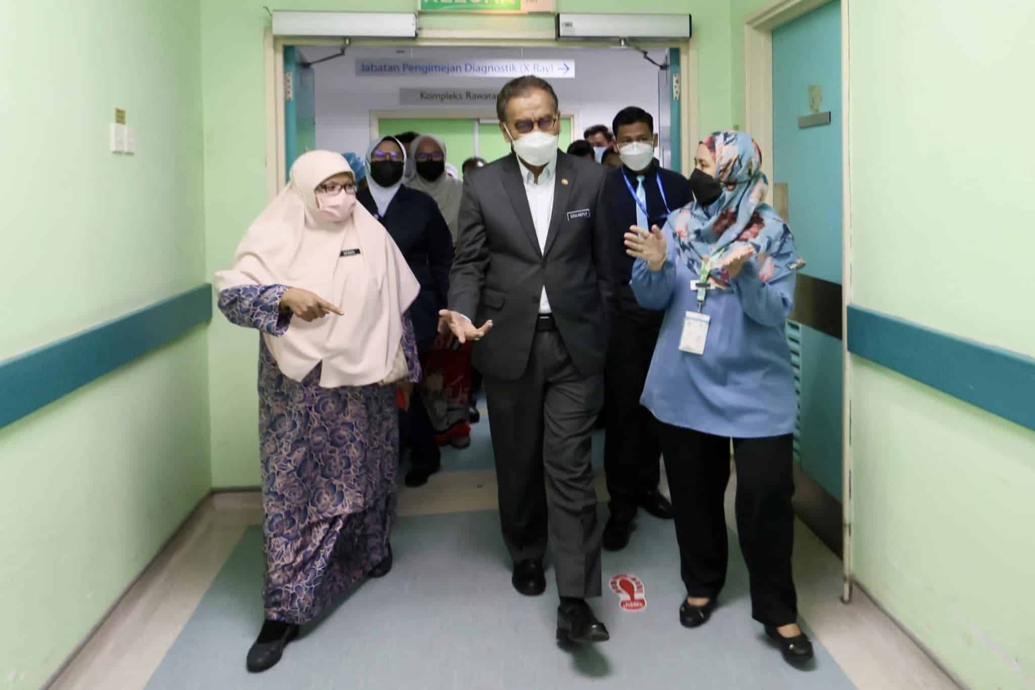 Waiting period for cancer treatment depends on patient's condition — Dzulkefly