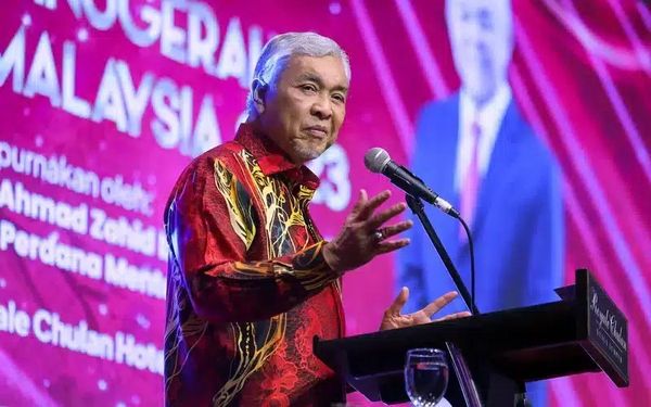 இழப்பை எதிர்நோக்கும் கிராம மேம்பாட்டு அமைச்சின் துணை நிறுவனங்கள் மூடப்படும்- ஜாஹிட் எச்சரிக்கை