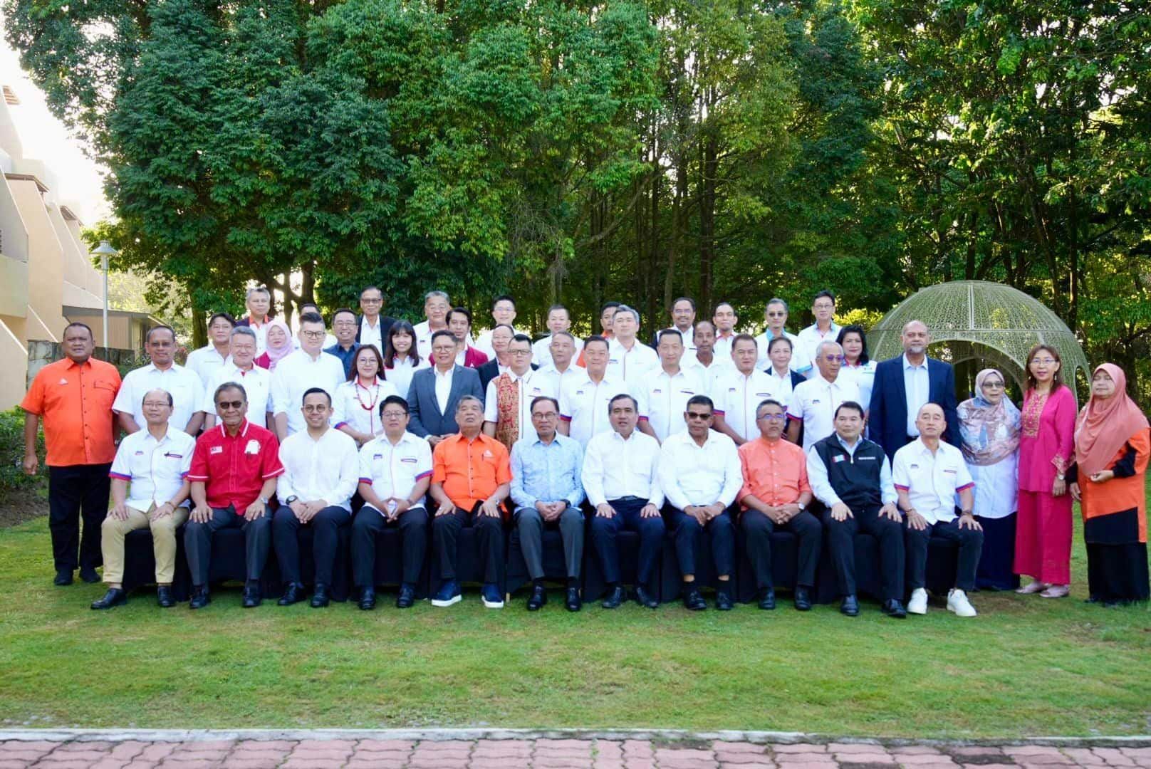 赛夫丁：希盟须打破常规  推动人民议程让国家重返正轨