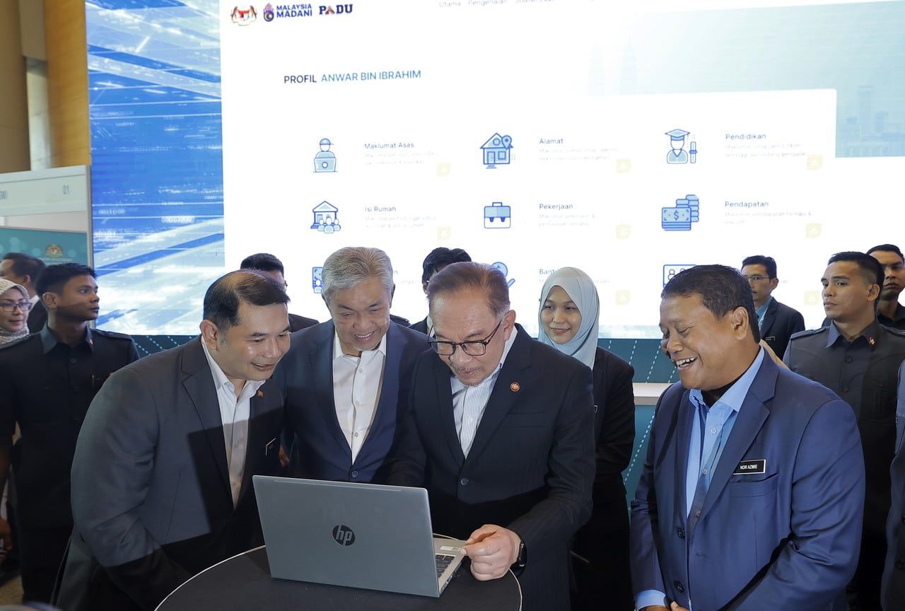 PADU符合国家数码转型  安华：改善纰漏杜绝贫穷