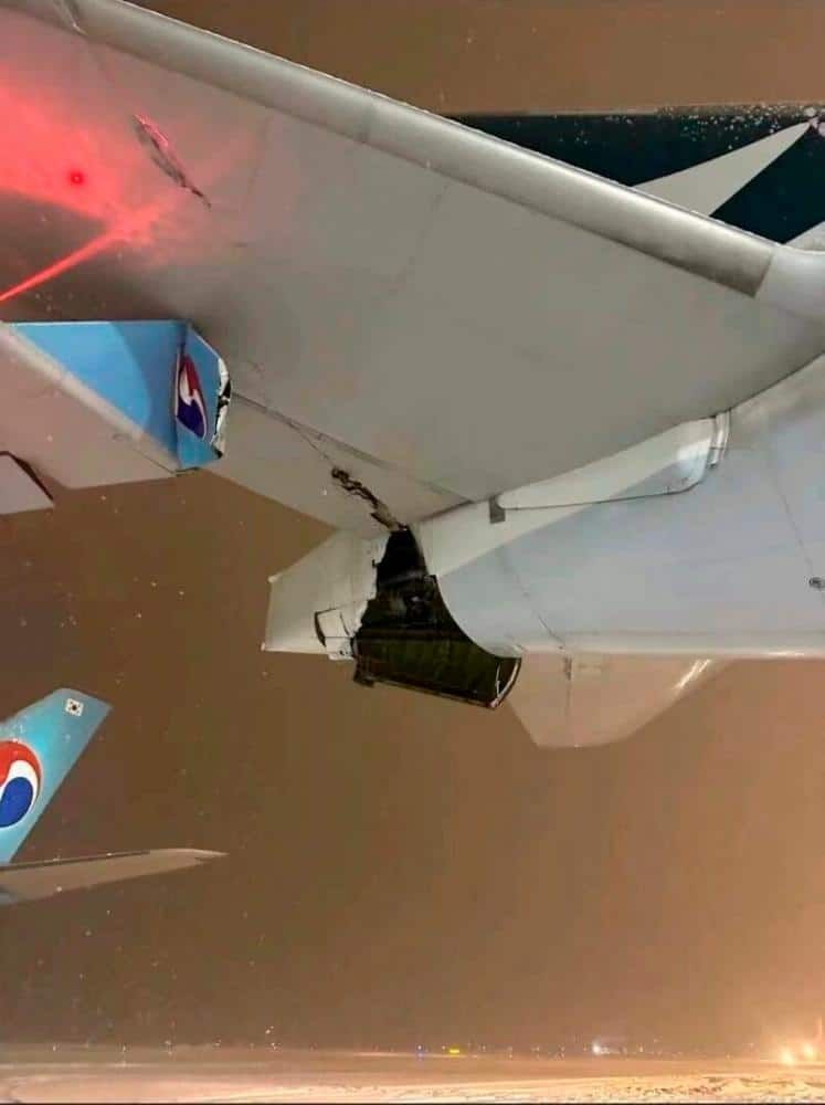 Two passenger planes collide at Japan’s new Chitose airport