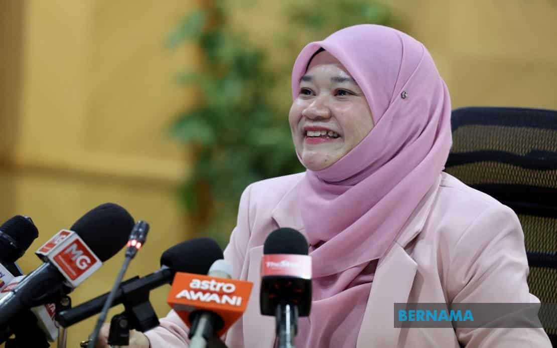 Complain to Ministry if schools fail to resolve canteen food price issue — Fadhlina