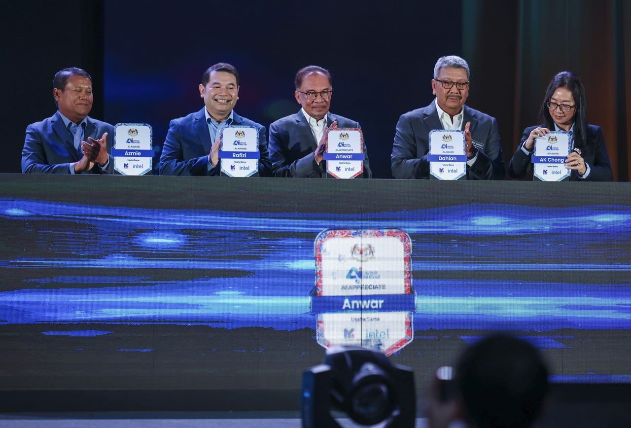 经济部与大马英特尔合作   推AI计划提高数码化素养