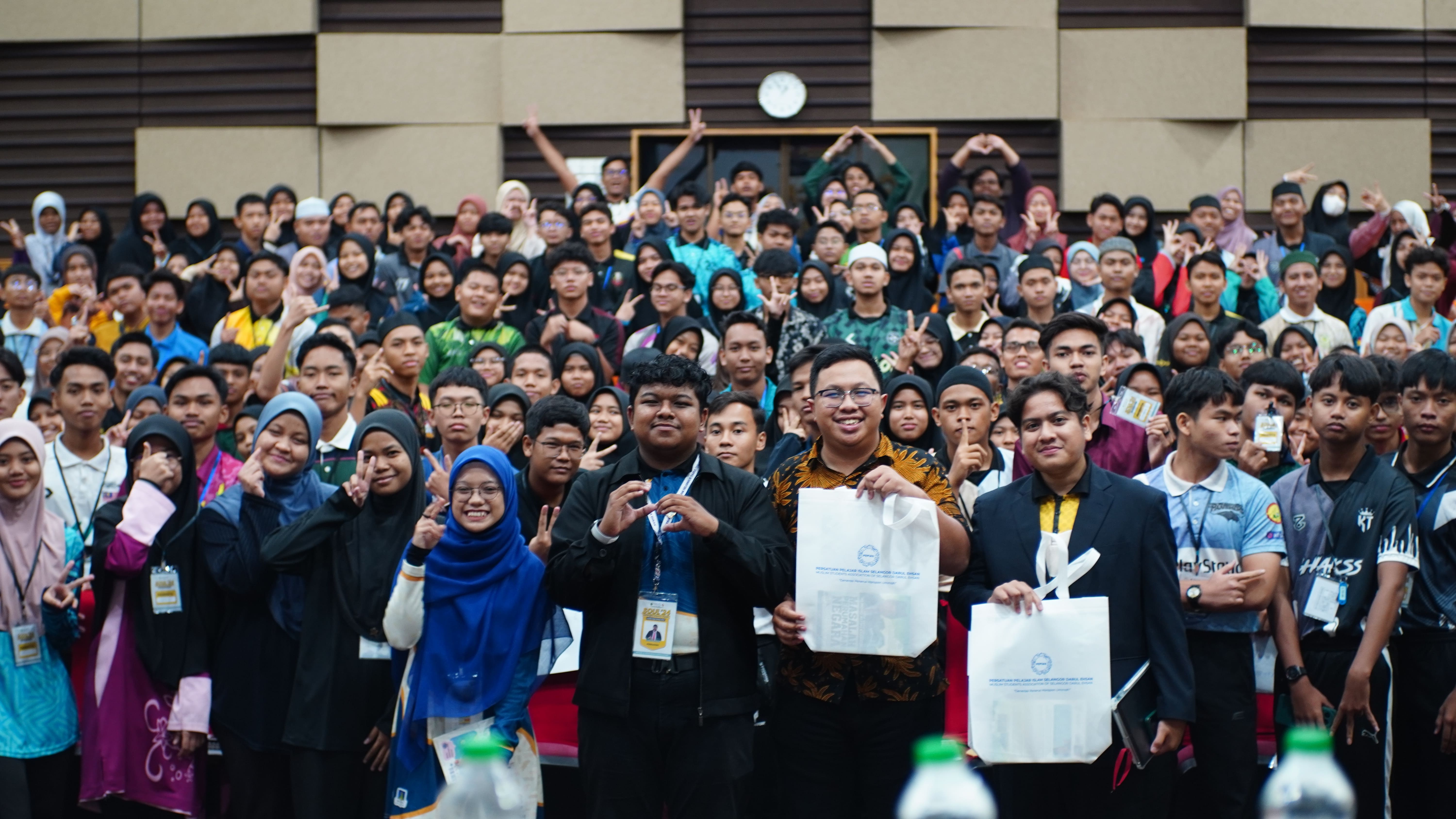 Kem belia gilap sifat kepimpinan, pupuk jati diri pelajar sekolah