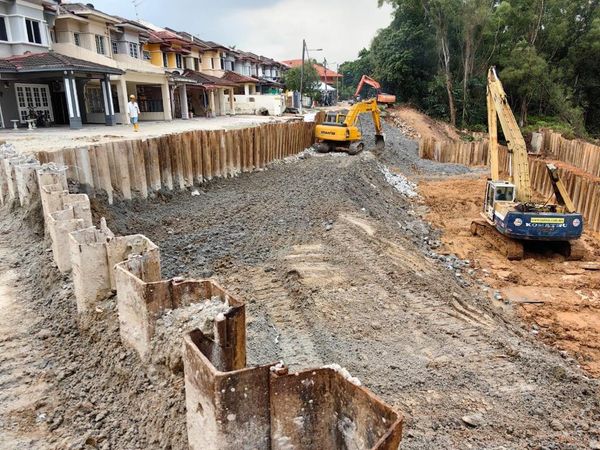 蒲种宏愿花园巩固斜坡工作 料7个月内完成