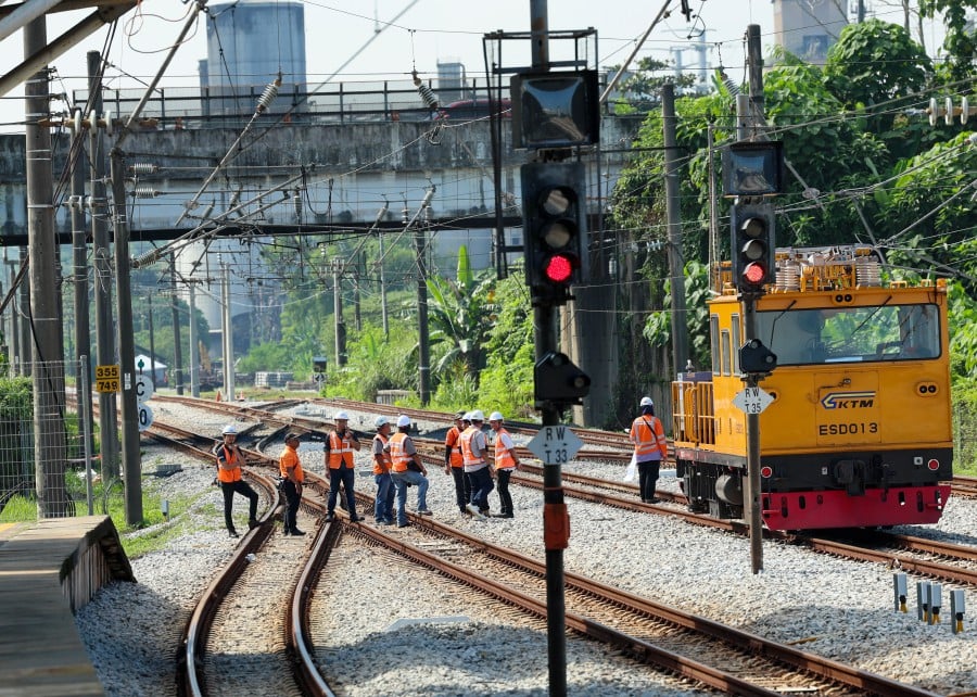Contractor negligence led to crane collapse in Rawang, says Transport Minister