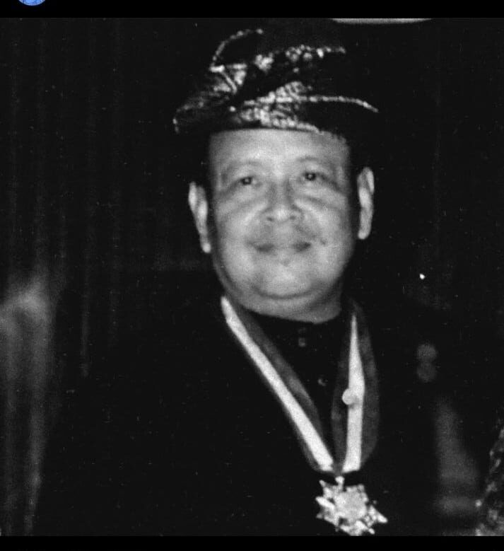 雪行政议员利占父亲逝世