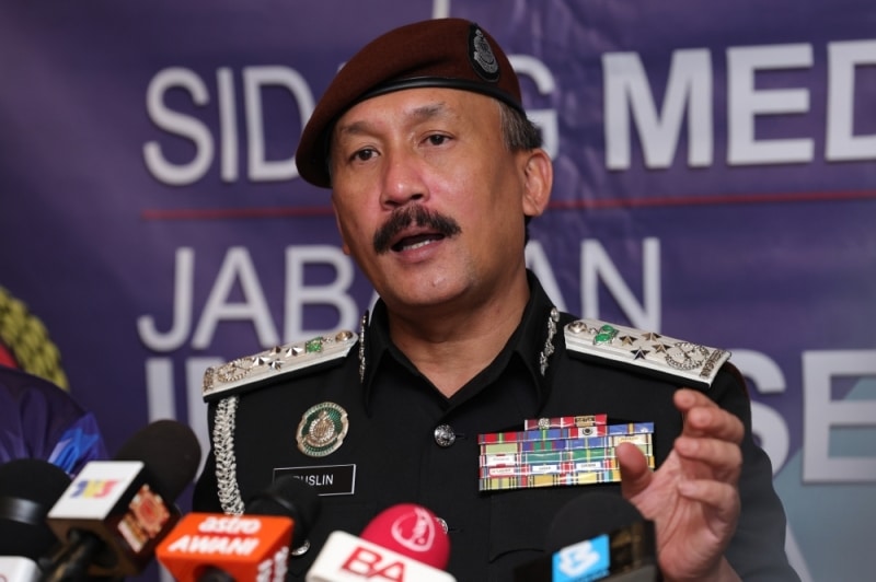 Online gambling ring busted 14 Chinese nationals among 17 arrested