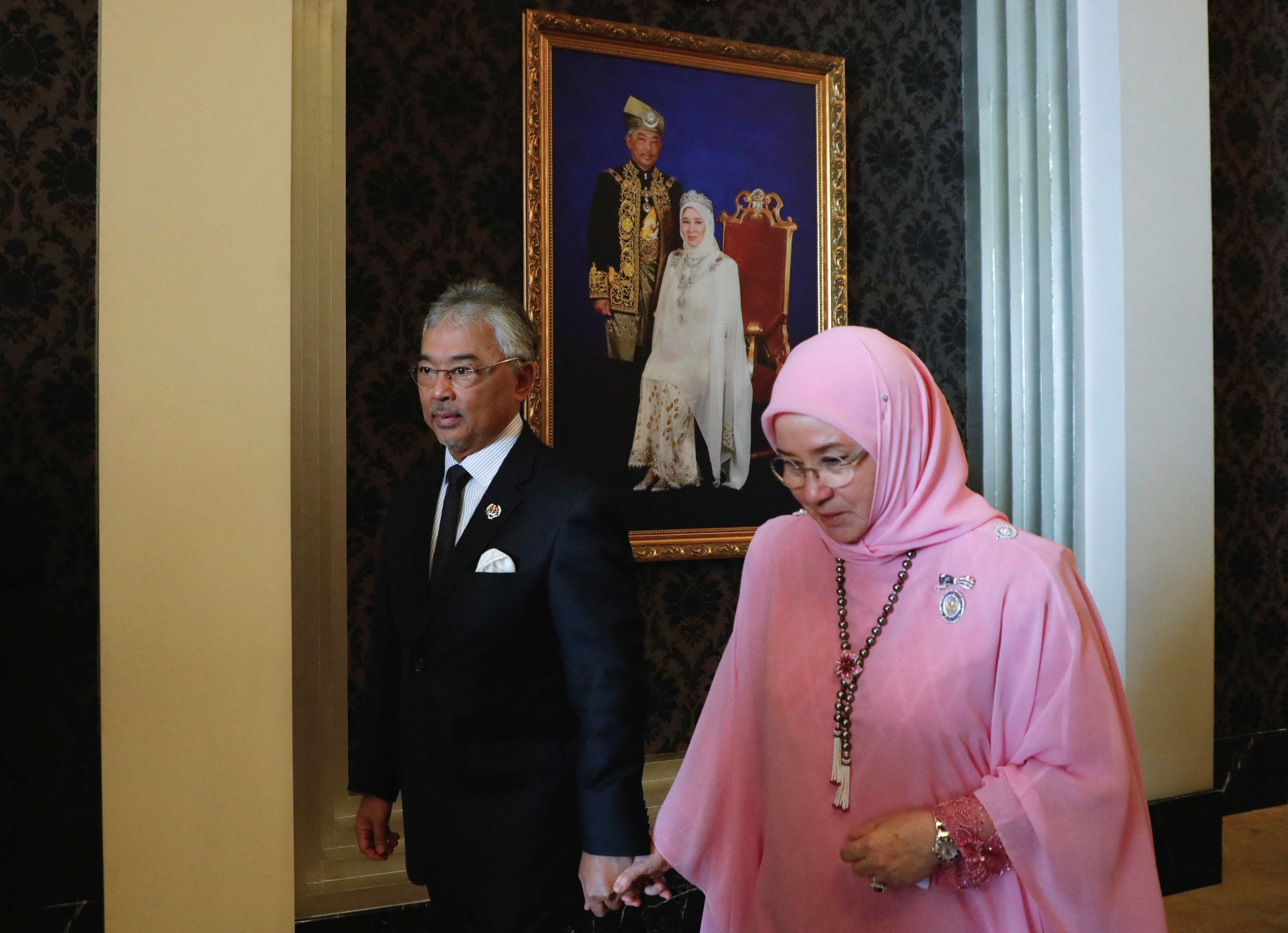 Tunku Azizah is the perfect Queen, says Al-Sultan Abdullah