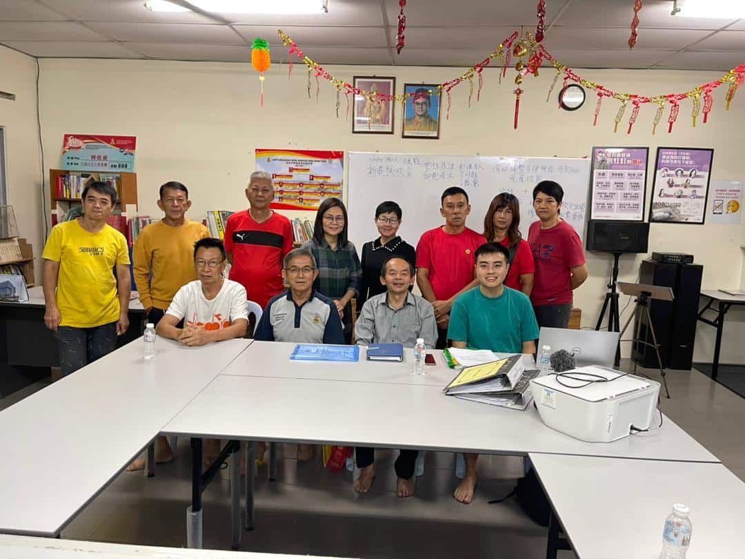 邱金明掌关东村委会  续听民声共筑宜居家园