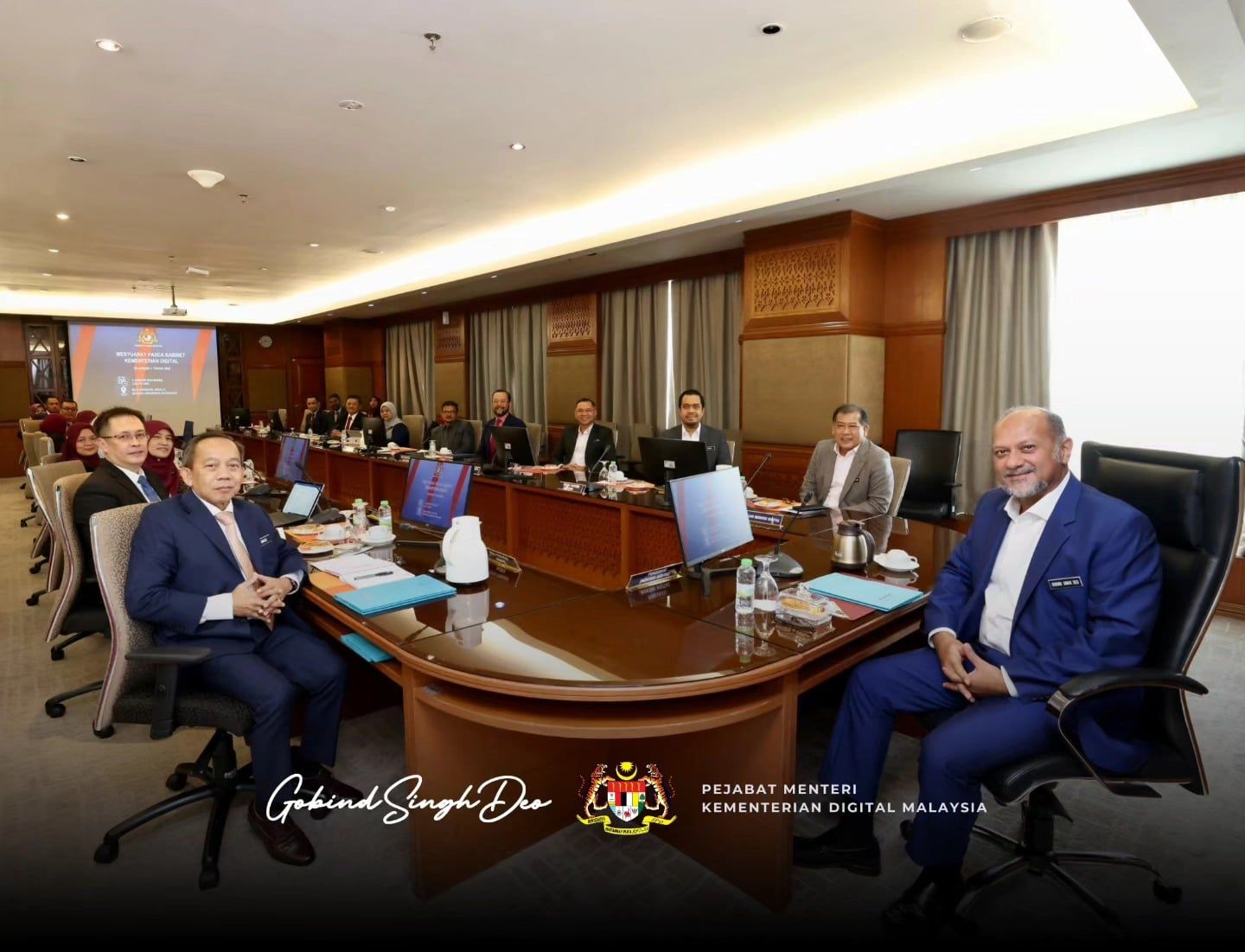 哥宾星：最迟5月发布数码部方针