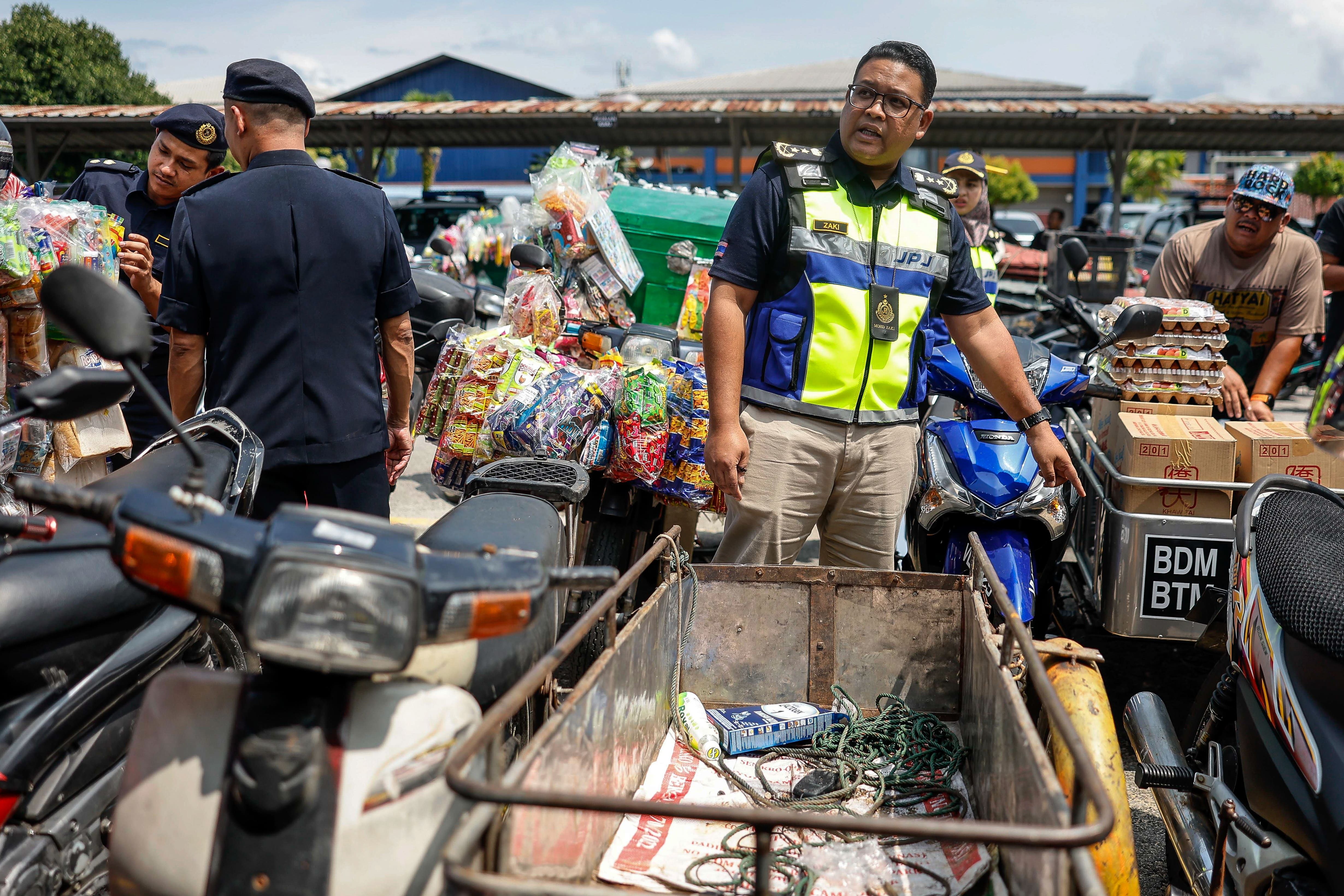 71 warga asing ditahan, memandu tanpa lesen, ubah suai kenderaan