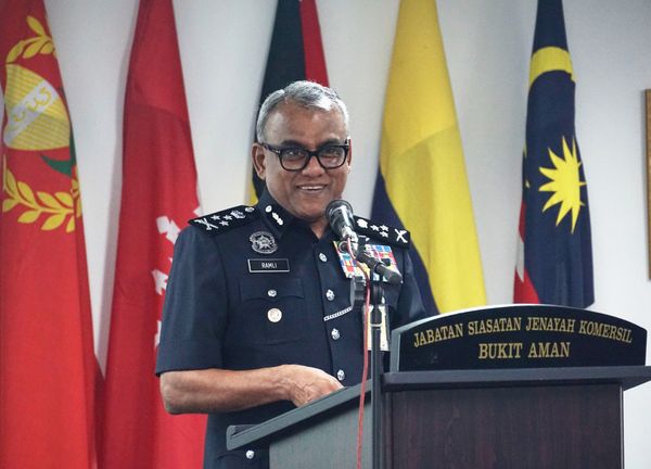 前讲师被假扮NSRC官员诈骗 损失逾149万令吉