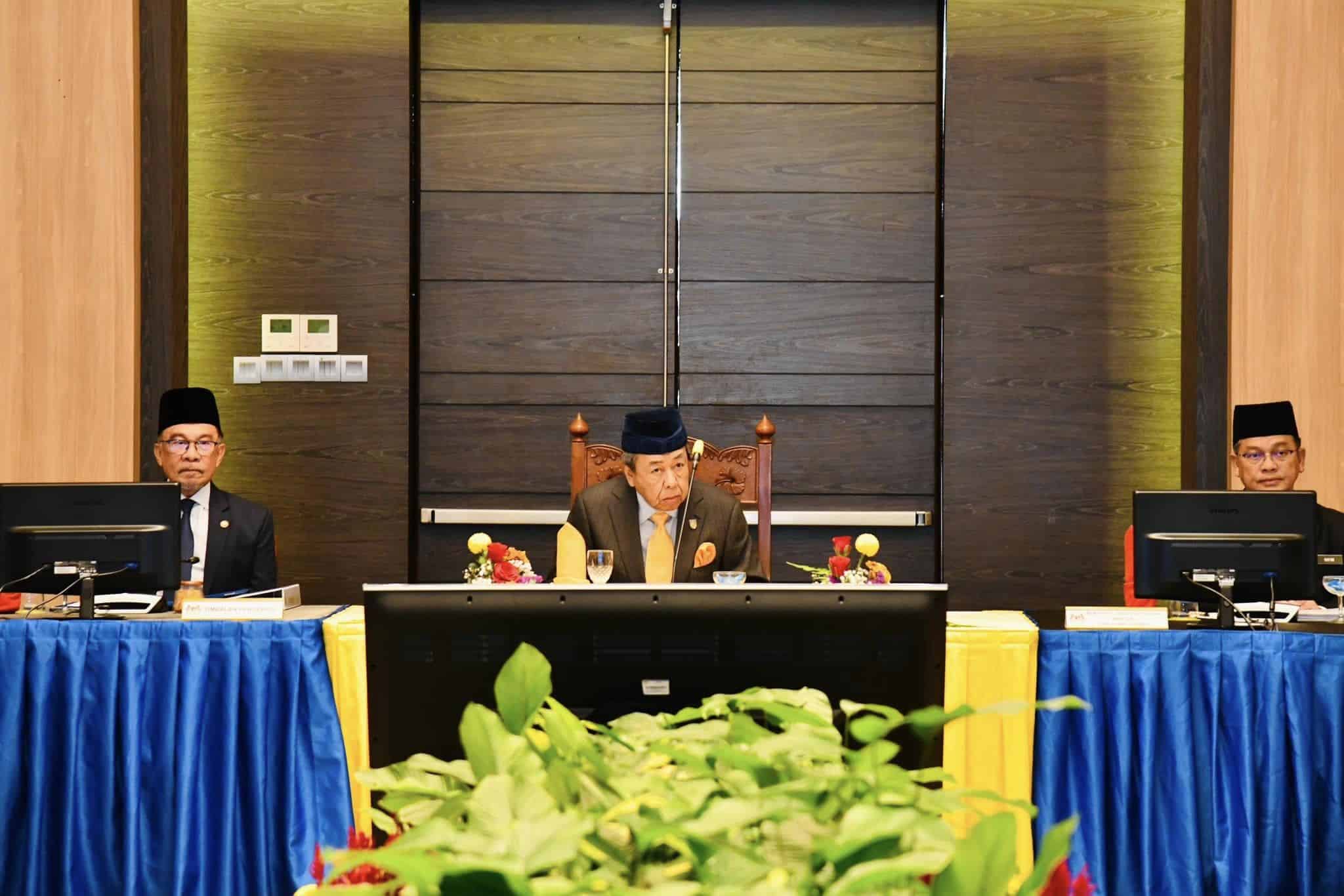 Kenyataan presiden PAS 'tidak pelihara adab dengan Raja Melayu'