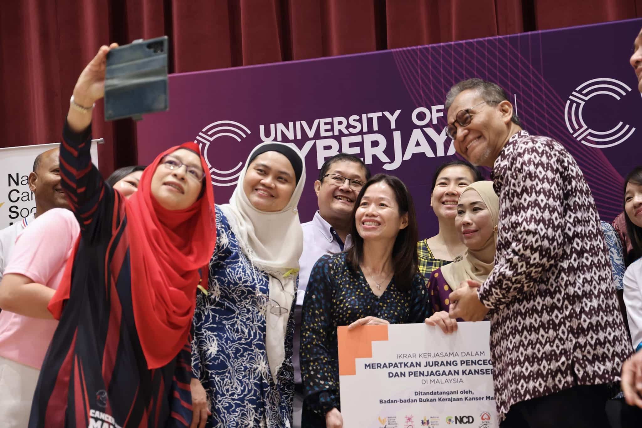 氨气泄露：18人包括2孕妇医院就医