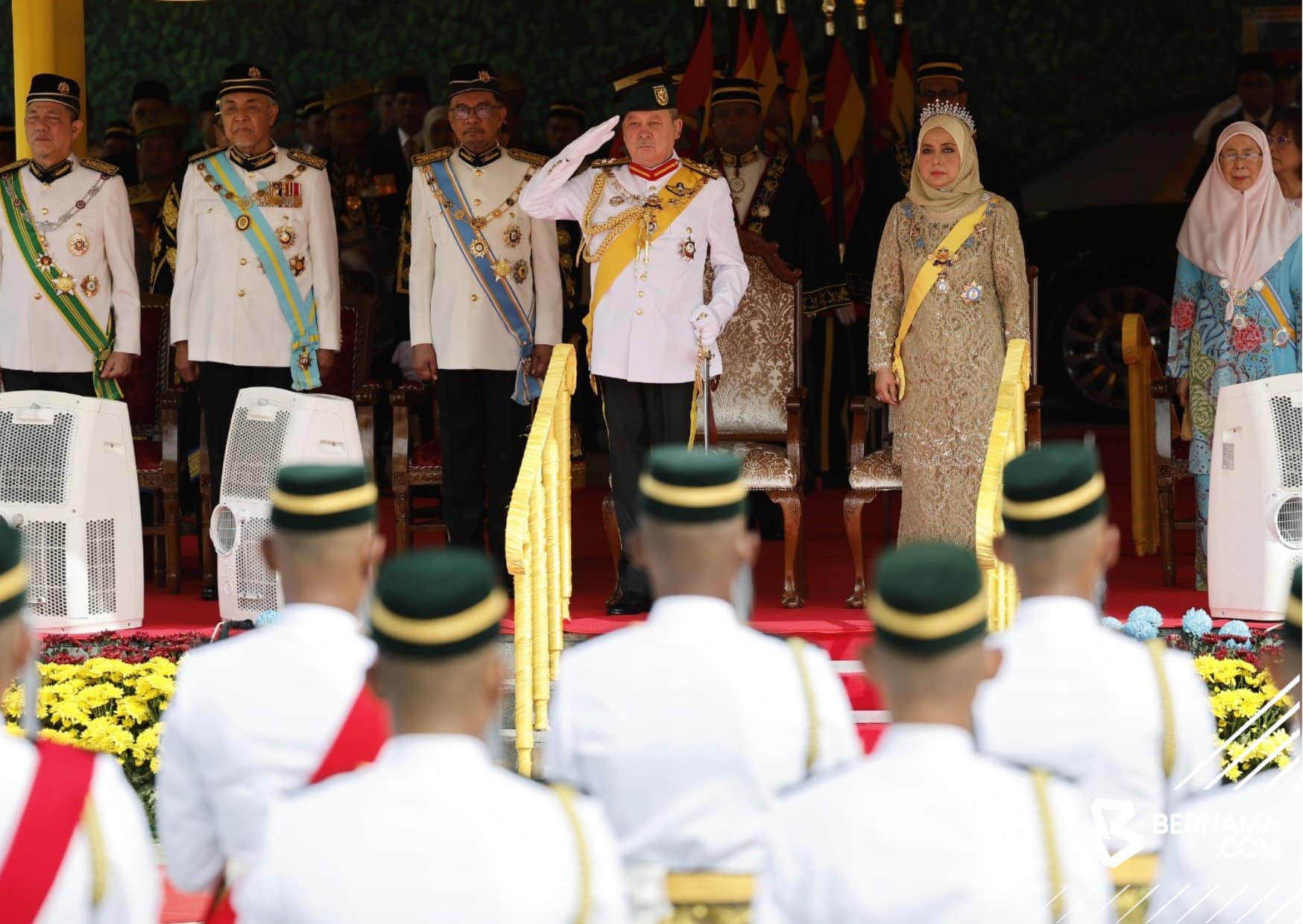 Sultan Ibrahim berangkat rasmikan Istiadat Pembukaan Parlimen