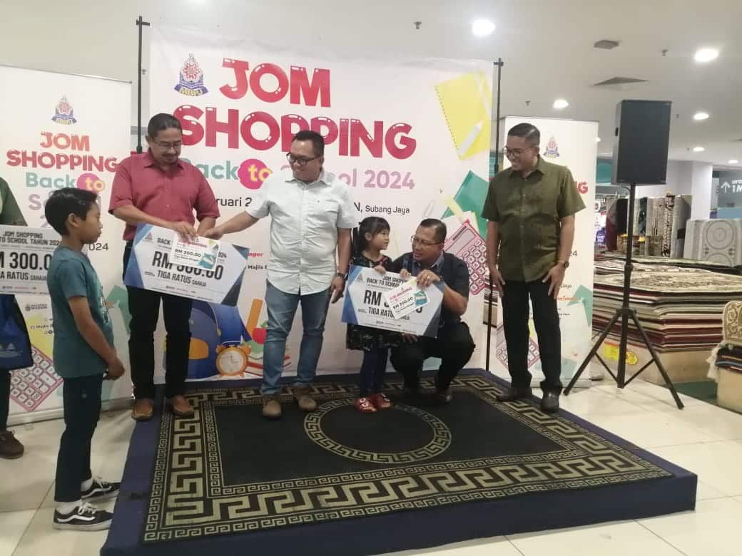 Ringan beban buka sekolah, MBPJ hulur bantuan RM300 kepada 60 keluarga