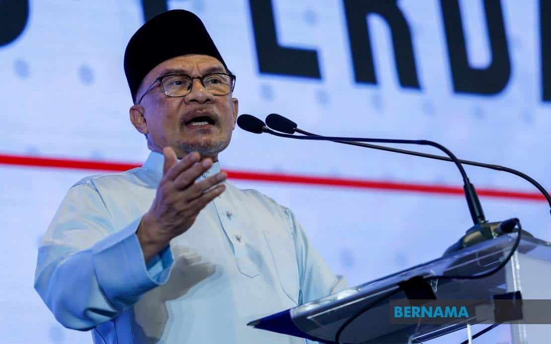 PM proud of enforcement agencies' stern action against corruptors, criminals
