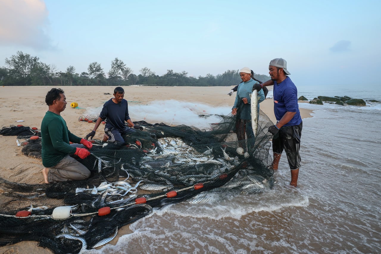 Dewan Rakyat passes Fisheries Act 1985 amendments