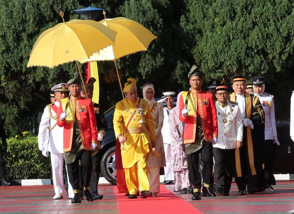 Selangor Sultan warns against carelessness, encourages sense of urgency in civil service