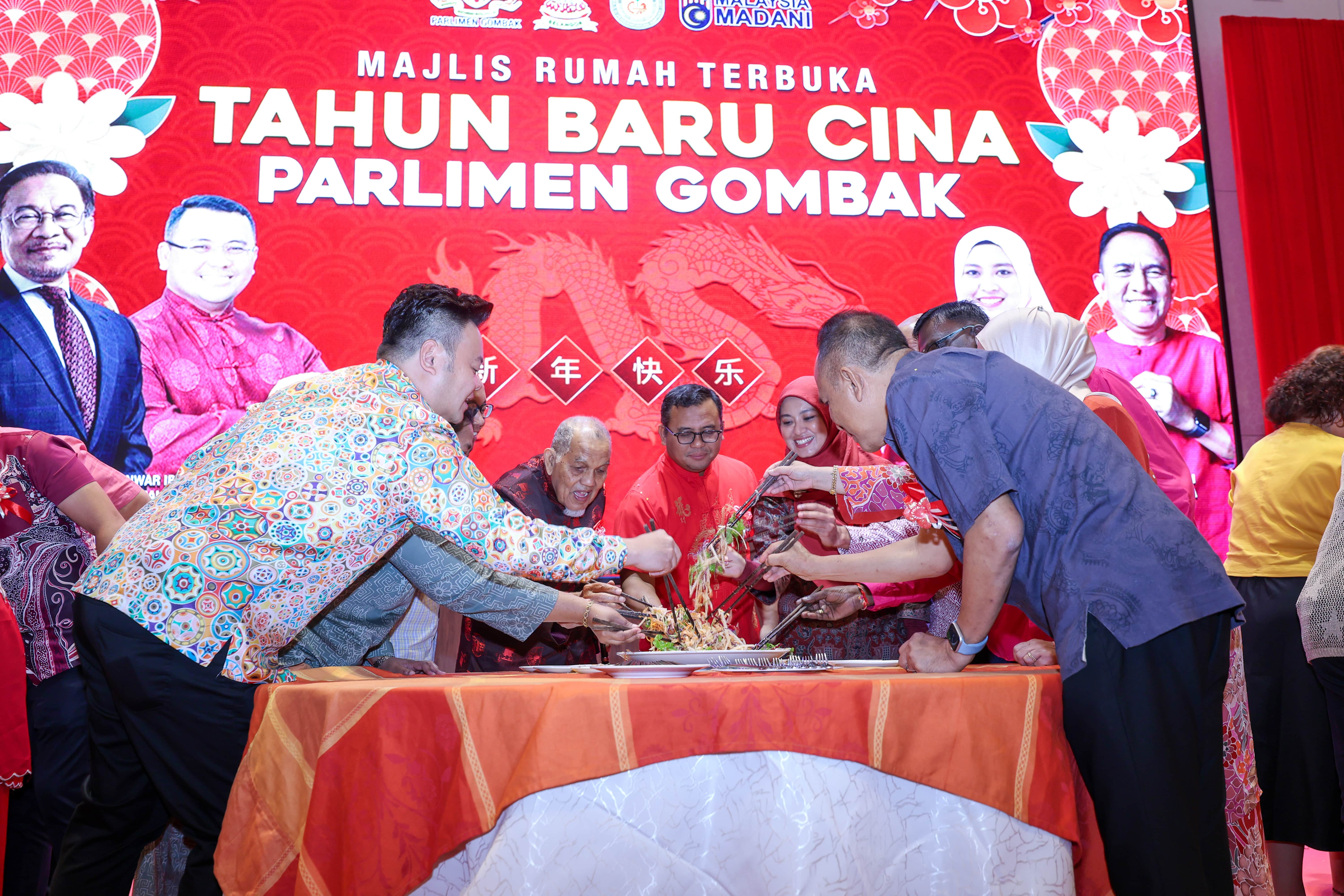 Rumah Terbuka Tahun Baharu Cina pamer semangat muhibbah, disertai pelbagai kaum