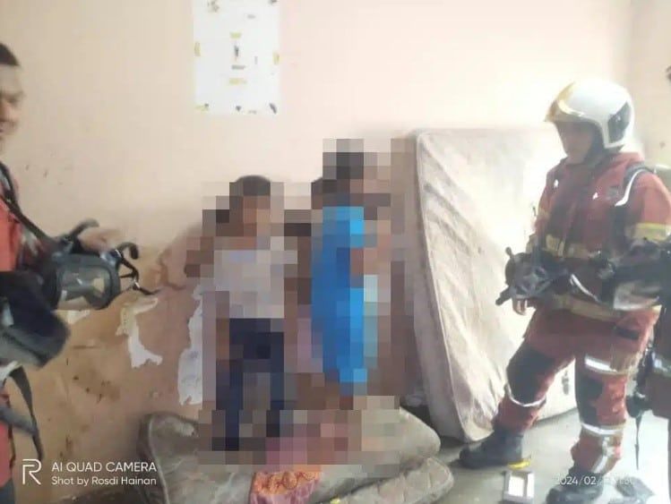 客厅沙发起火6孩童受困 消拯员锯门救人
