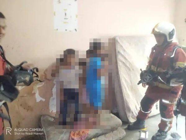 客厅沙发起火6孩童受困 消拯员锯门救人