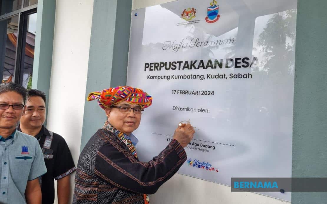 Aaron: Use rural libraries as community centres to strengthen unity