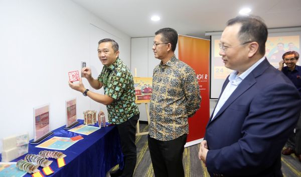 雪政府224安排电召客货车 60地点载送民众到IOI City Mall闹元宵