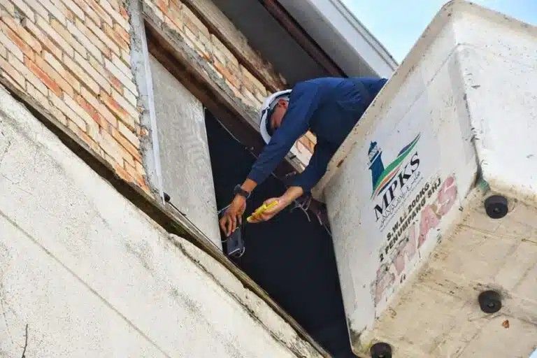 居民投诉阵阵噪音扰民   瓜雪市议会充公11燕屋扬声器