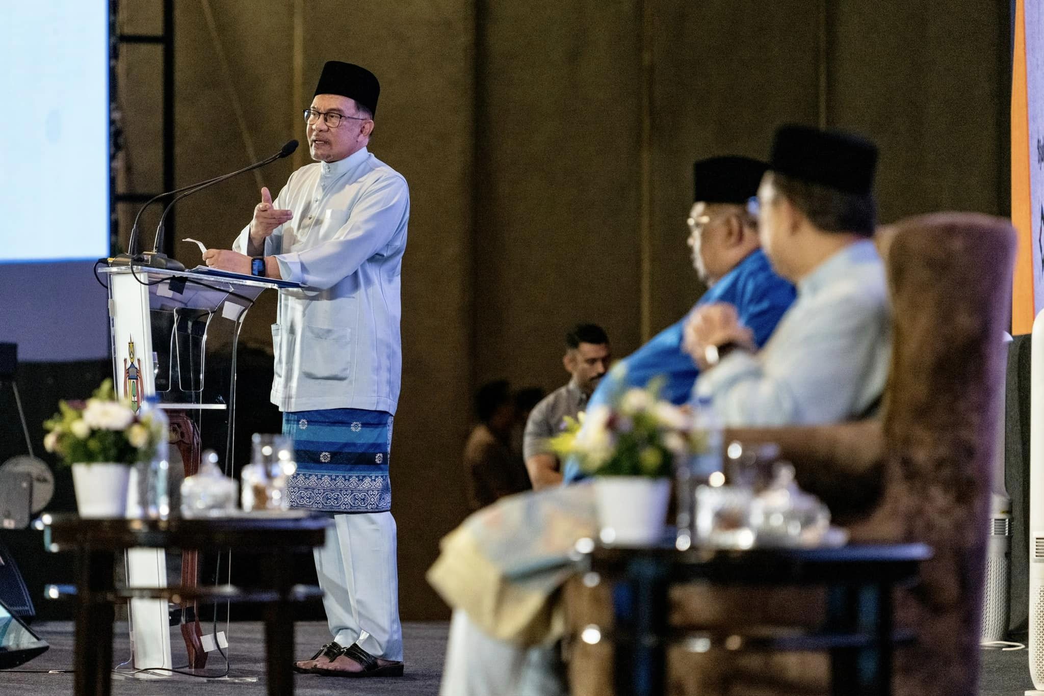 Anwar seru warga polis pulih integriti, jangan cemar negara dengan rasuah