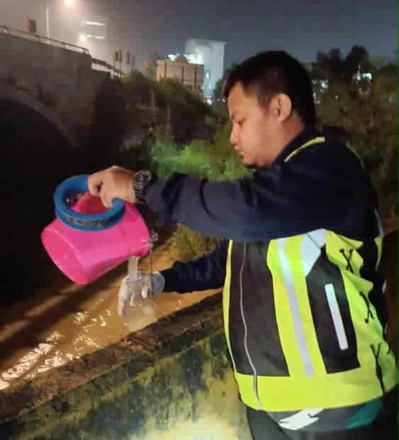 சுங்கை சிலாங்கூர், சுங்கை செம்பாவில் கலங்கிய நிலையில் நீர்- லுவாஸ் அதிரடிச் சோதனை