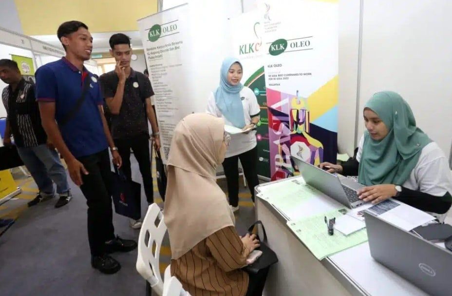 雪州关怀职业展成功为1200人找到工作