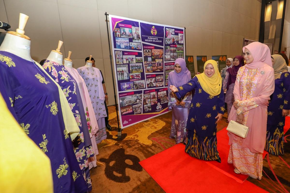 Tengku Permaisuri rasmi sambutan ulang tahun Puspanita Selangor ke-40