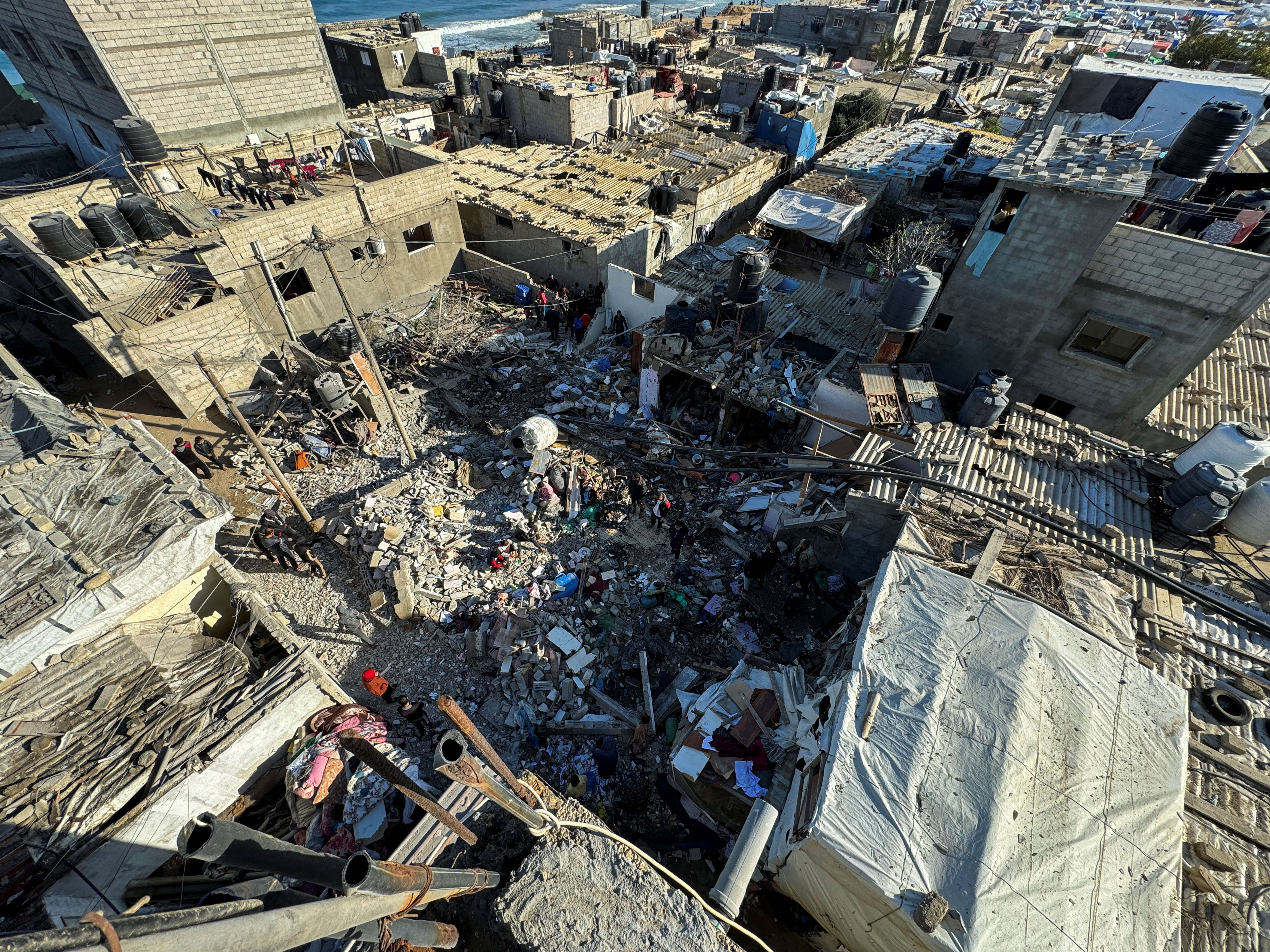 Death toll surpasses 30,960 in ongoing Israeli intense shelling on Gaza Strip