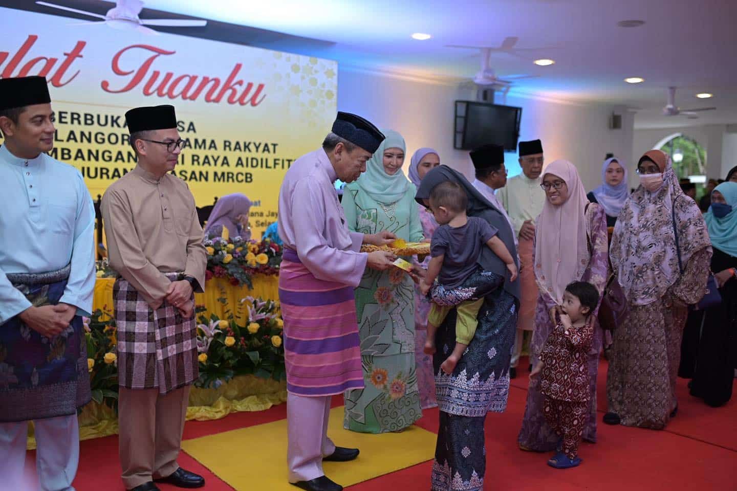 雪苏丹出席马资源基金会开斋活动