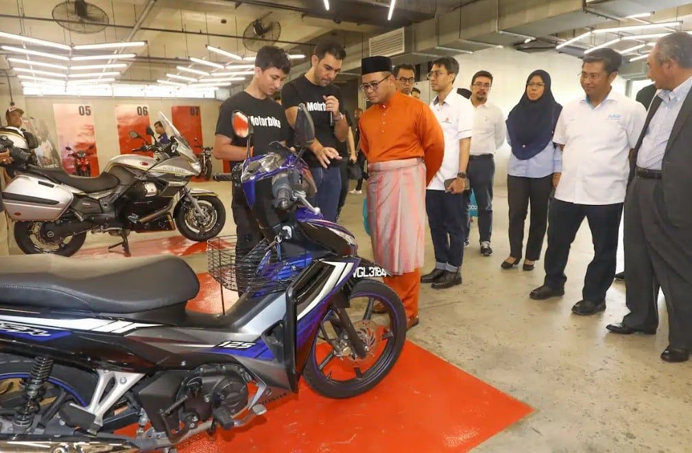 STDC与iMotorbike合作  携手提高学生技能