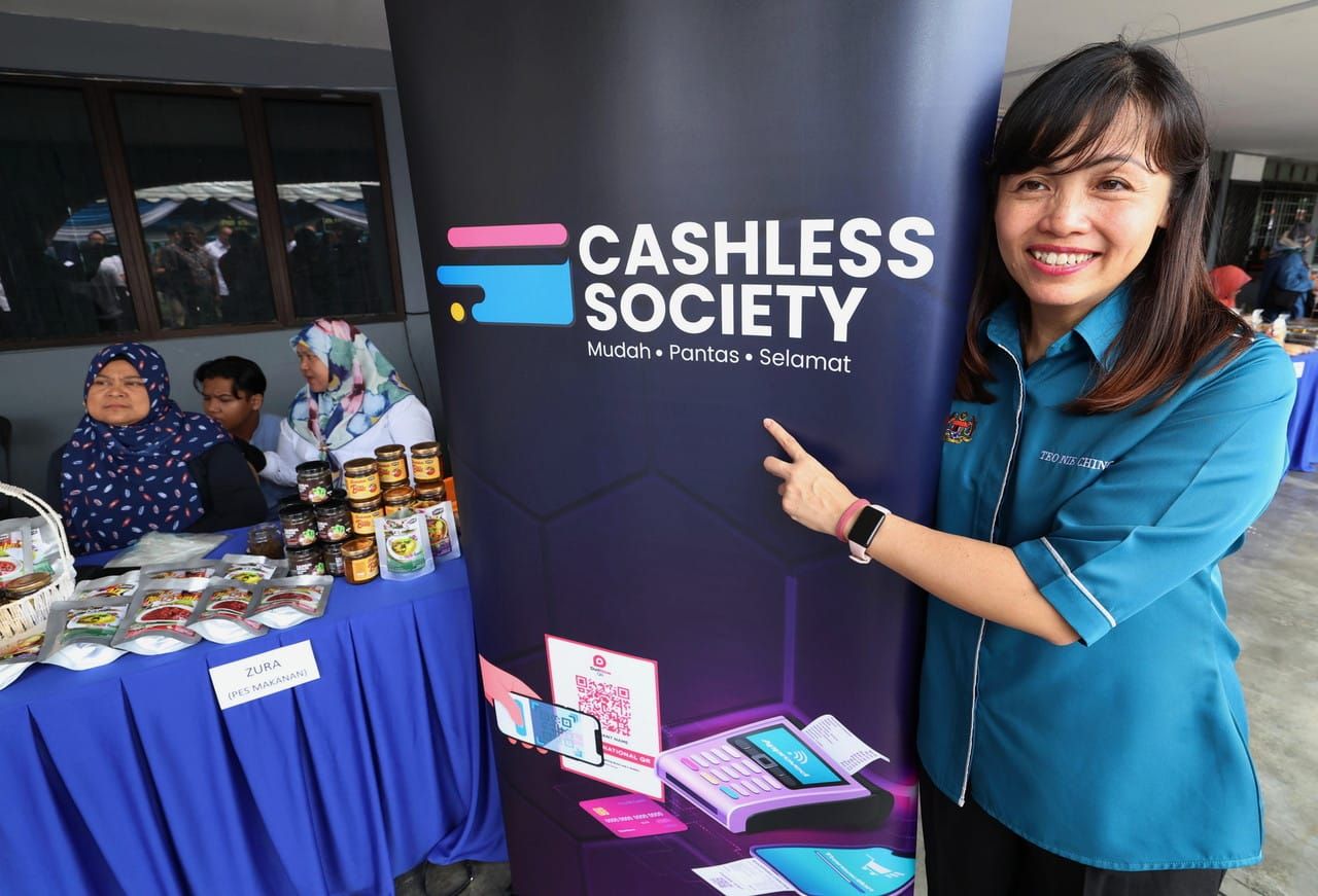 无现金社会计划成绩不俗 张念群：累计逾2万次交易